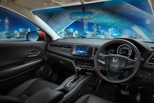 Pengen Mudah Nyetir Mobil Manual? Ini Tipsnya