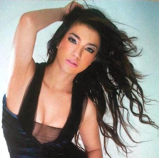 Tegar dan Kuat! Inilah Artis-Artis Yang Ditinggal Mantan Pacar Saat Lagi Hamil