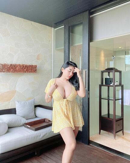 Keren! Inilah Jawaban 5 Artis Super Sexy Saat Di Tawar Om-Om Untuk Tidur Bareng