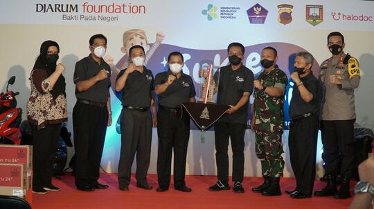 Pemkab Semarang & Djarum Foundation Bagikan Sepeda Motor dan TV Untuk Peserta Vaksin!