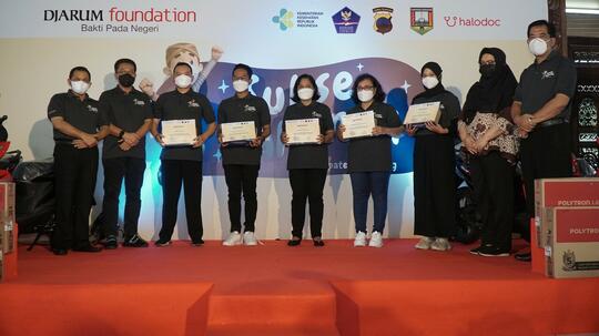 Pemkab Semarang & Djarum Foundation Bagikan Sepeda Motor dan TV Untuk Peserta Vaksin!