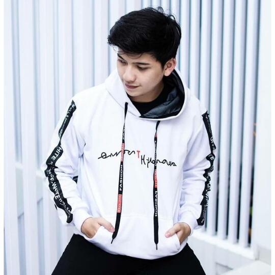 Under 100k! Ini Rekomendasi Toko Sweater di Shopee dan Tokopedia Terpercaya