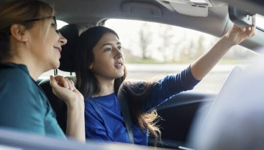 Di Tol Gak Cuma Modal Injak Gas, Tapi Ketahui Ini Agar Perjalananmu Lancar & Selamat