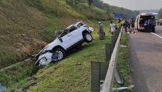 Di Tol Gak Cuma Modal Injak Gas, Tapi Ketahui Ini Agar Perjalananmu Lancar & Selamat