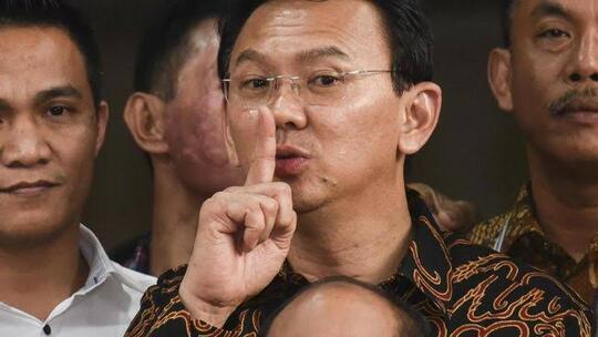 Susahnya Keturunan Tiongkok Untuk Berpolitik Di Indonesia!
