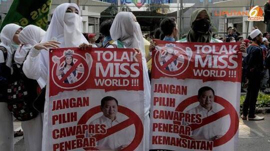 Susahnya Keturunan Tiongkok Untuk Berpolitik Di Indonesia!