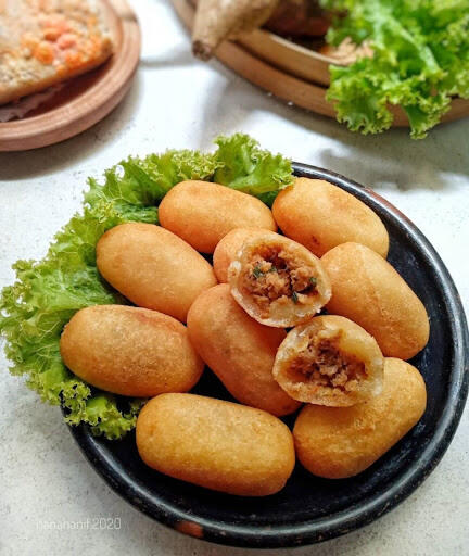 Resep Cemilan Khas Indonesia Gampang Dimasak di Rumah