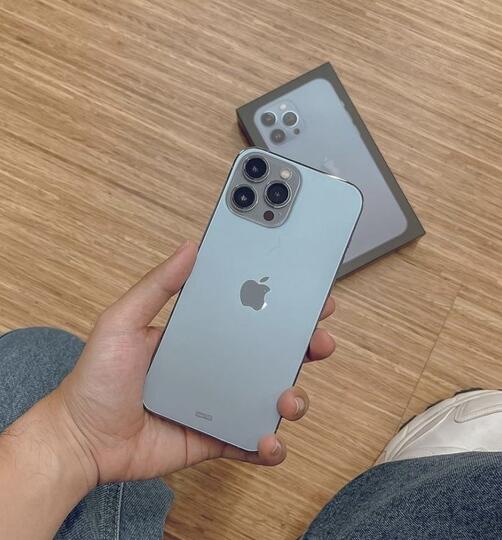 Google Pixel 6 Pro Sukses Melawan iPhone 13?