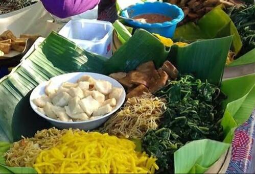 Gendar Pecel, Kuliner Legendaris Yang Tetap Eksis