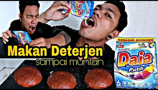 Fenomena demi viral apapun dilakukan