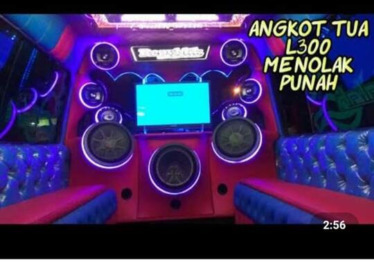 Angkot Sultan yang Viral, Serasa Naik di Mobil Mewah, Udah Pernah Belum?