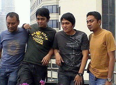 5 Band Indonesia Era 2000an yang Justru Makin Terkenal Setelah Ganti Vokalis