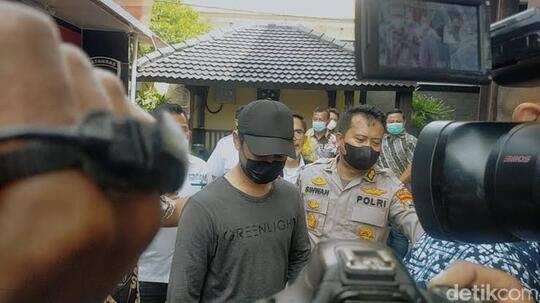 Hadfana Firdaus, Penendang Sesajen Memperburuk Cara Beragama