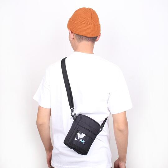 Rekomendasi Sling Bag Pria di Bawah 100 Ribu yang Keren dan Fashionable