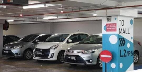 Inilah Alasan Parkir Mundur Lebih Baik Saat Di Mall Dan Keramaian
