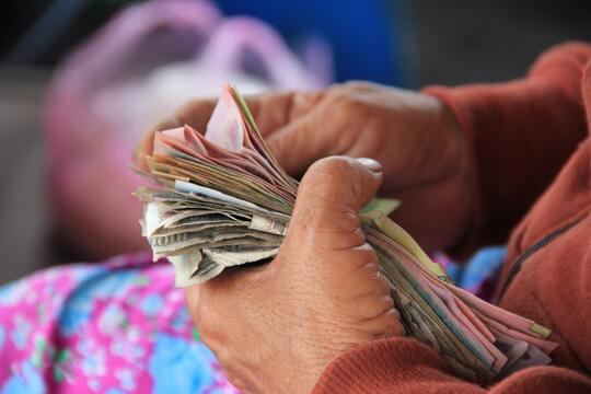 6 Bukti Nyata Kebahagian Bisa Dibeli dengan Duit Gajian