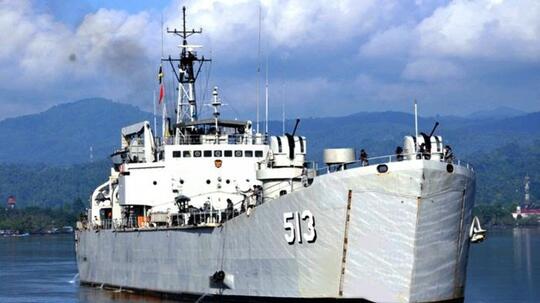 Spesifikasi KRI Teluk Penyu dan KRI Teluk Mandar, Kapal yang Akan Dijual Pak Menhan