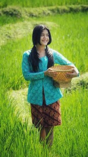 Perempuan! Yuk, Kita Bahas
