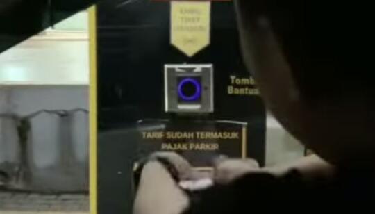 Stop Tarik Paksa Struk Pada Mesin Parkir Elektronik, Ini Kerugian Bagi Perusahaan 