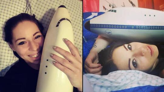 EDAN ! Wanita Cantik Ini Kecanduan SEKS Dan 'PACARAN' Dengan Mainan Pesawat terbang !