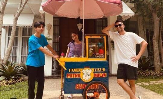 Keadilan Sosial Bagi Rakyat Good Looking! Bocah Pengamen Cantik Di Undang Talk Show