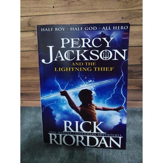 Rekomendasi 7 Novel Fantasi Terbaik untuk Agan yang Baru Hobi Baca Buku