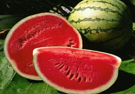 Ternyata Buah yang Sangat Populer ini Bukan Asli dari Indonesia
