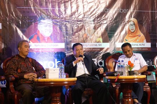 FORGUPAKI MERAYAKAN PASKAH, DAN TALKSHOW