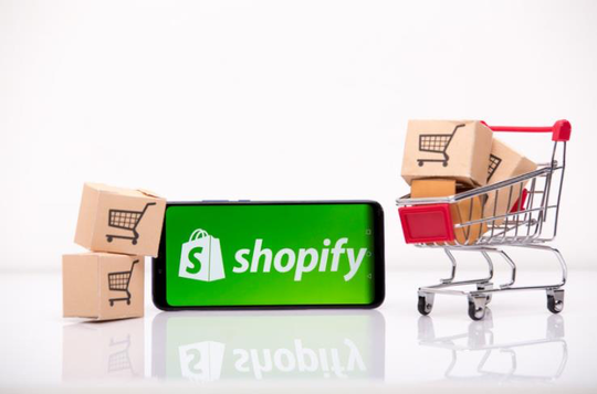 Pedagang Shopify sekarang dapat menerima CryptoCom Pay