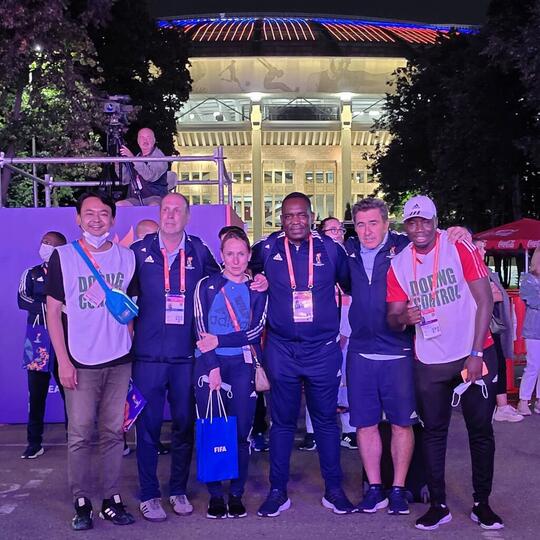 Petugas Doping, Jurnalis, Dokter dan Ketua orang Indonesia di Rusia ( Arya Pradana )