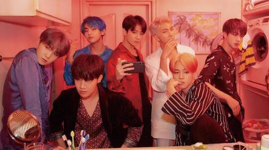 3 Alasan Kenapa Banyak Kpopers Bertingkah Konyol, Toxic, dan Radikal