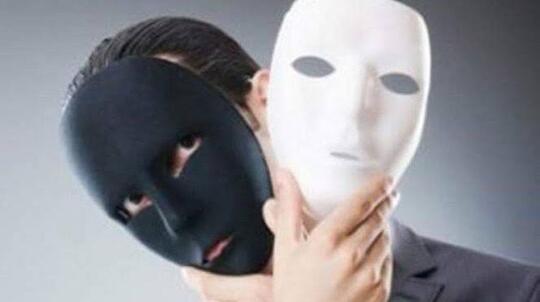 Tips Menghindari Orang dengan Sifat Munafik, Wajib Waspada Sebelum Anda Celaka