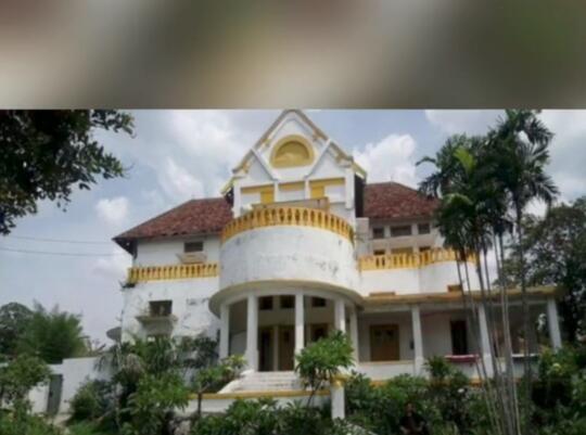 Beberapa Ciri-ciri Rumah Persugihan Nomer Lima Bikin Merinding