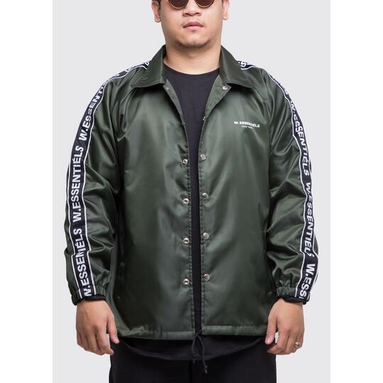 14 Rekomendasi Jaket Windbreaker Brand Lokal, Kualitasnya Bagus Gan!