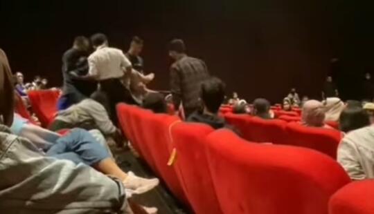Sering Pengunjung Bioskop Nonton Film Horror Alami Kesurupan, Kenapa Bisa Terjadi?