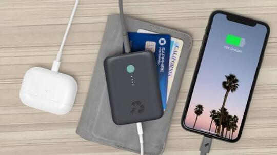 5 Powerbank Dimensi Compact Punya Fitur Menarik, Bikin Mobilitas Jadi Gak Ribet!