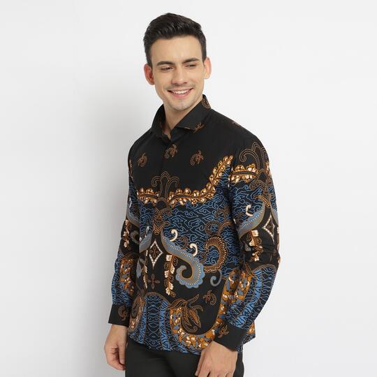 10 Rekomendasi Kemeja Batik Brand Lokal, Berkualitas dan Kekinian