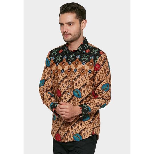 10 Rekomendasi Kemeja Batik Brand Lokal, Berkualitas dan Kekinian