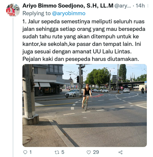 PSI: Anies Sibuk Bikin Jalur Sepeda Dibanding Atasi Polusi Jakarta
