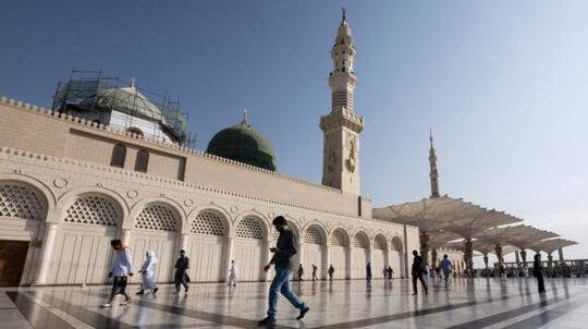 Merokok di Masjid Nabawi, Jemaah Haji Indonesia Nyaris Ditangkap Kepolisian Arab