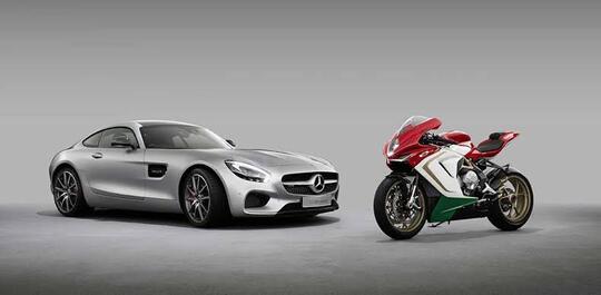 Kamu Pilih Beli Mobil Atau Cukup Beli Motor Saja?