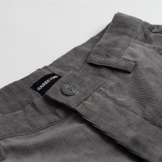 Rekomendasi Celana Corduroy Brand Lokal, Kualitasnya Bagus Gan!