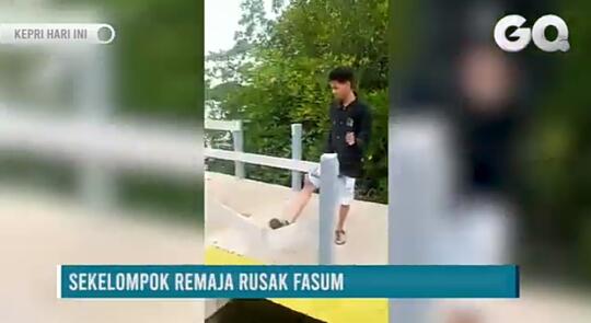Sekumpulan Remaja Rusak Fasilitas Umum Objek Wisata Kota Rebah, Demi Konten Lagi?
