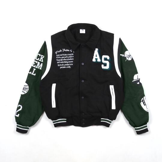 10 Rekomendasi Jaket Varsity Berkerah dari Brand Lokal, Tampil Makin Kece Bro!