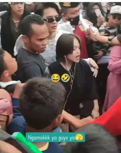 Dikerumuni Banyak Fans, Jeje Slebew Mengamuk, Terkena Star Syndrome atau Kelelahan?