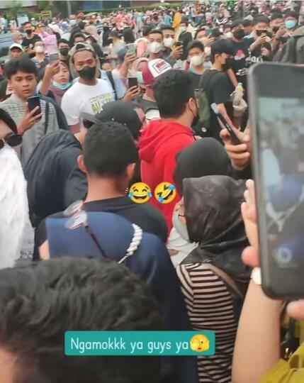 Dikerumuni Banyak Fans, Jeje Slebew Mengamuk, Terkena Star Syndrome atau Kelelahan?