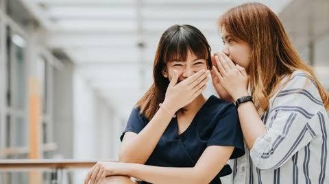 Tahu Enggak Ada Ghibah yang Boleh untuk Dilakukan? Berikut Ini Beberapa Diantaranya