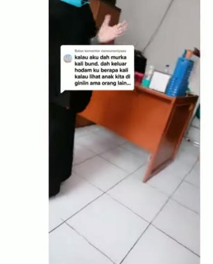 Bocah Kelas 1 SD Rambutnya Dipotong Asal, Ibu Ini Mengamuk Di Hadapan Guru, Pantas?