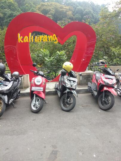 Antara Jadah Tahu Bacem dan Tempe Bacem