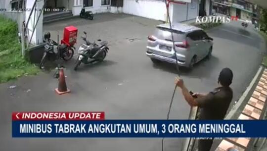 Tabrakan Maut, Supirnya Usia Lanjut, Bukti Pentingnya Update Point SIM Baru?